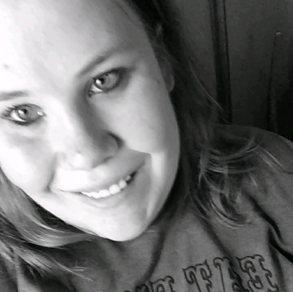 Meet your Posher, Gidget